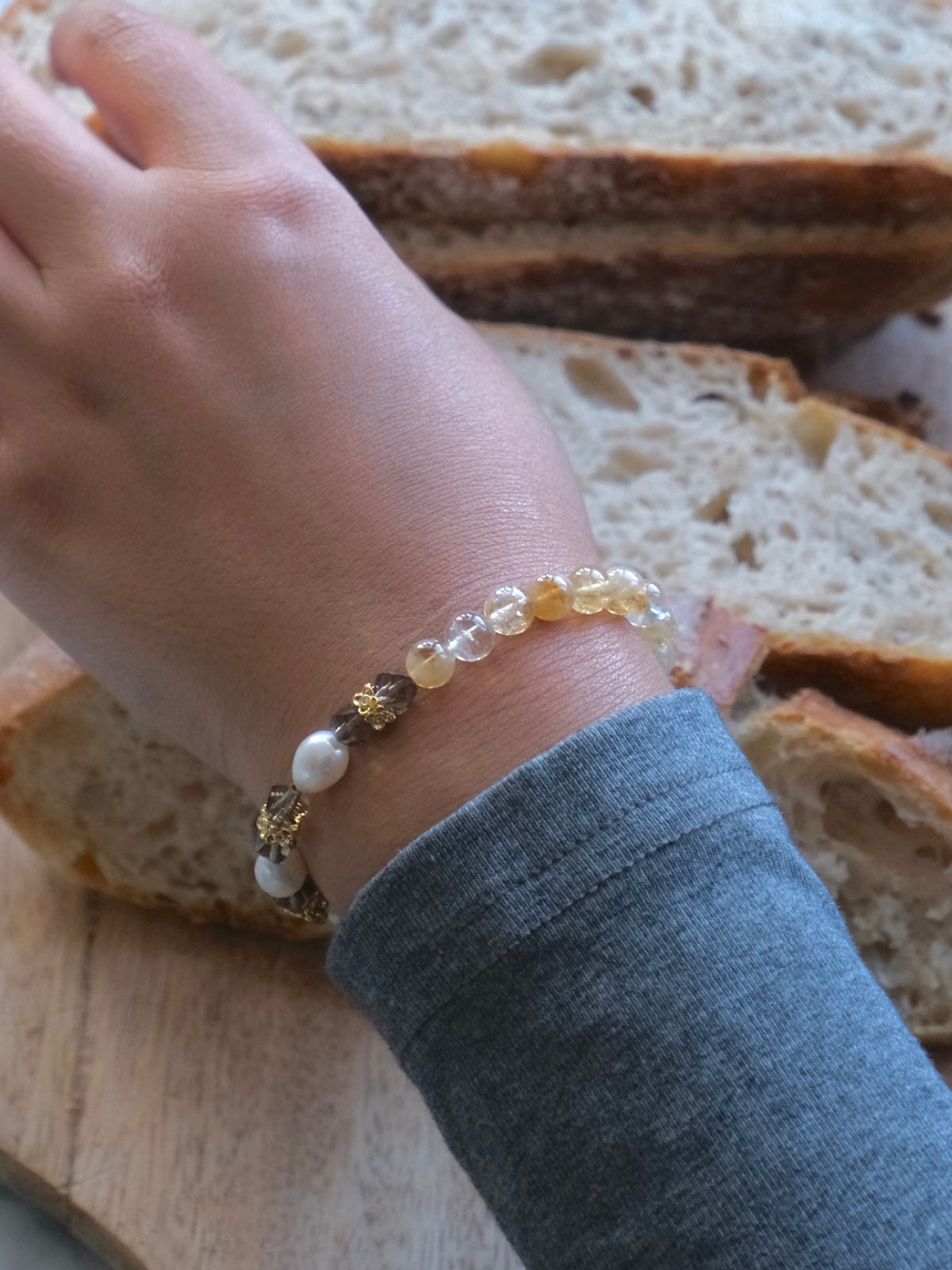 Apricus-armband – gul fantomkvarts och sötvattenspärla