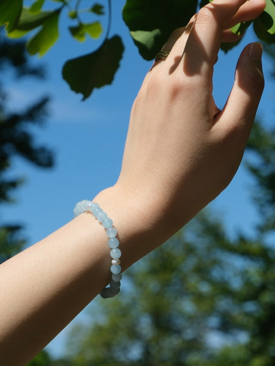 Nereid-armband – Akvamarin och sötvattenspärlor
