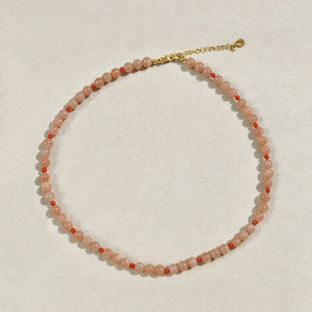Glint-halsband – Solsten och röd korall